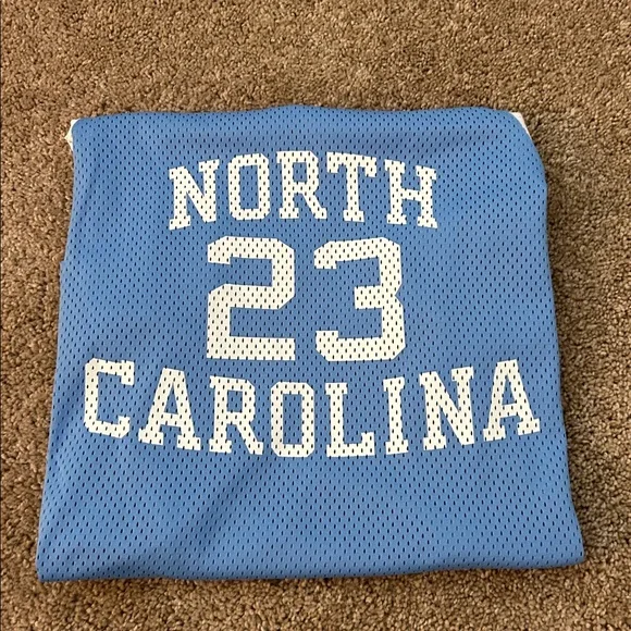 Jordan UNC Tar Heels VINTAGE Y2K Mens L Carolina Blue #23 Basketball Jersey - Picture 5 of 10